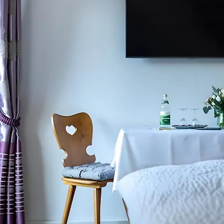 بيت ضيافة Haus Monika 3*